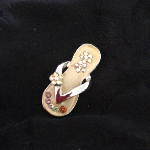 Jewelry - Flip flop charm